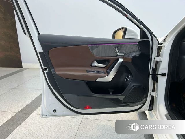 Mercedes-Benz Class A id 4333810 из Китая 26
