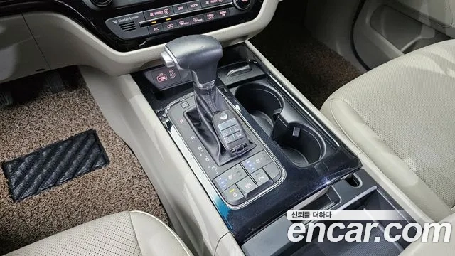 Kia All New Carnival id 2937384 из Кореи 19