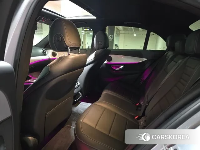 Mercedes-Benz E-Class W213 id 3686358 из Кореи 19