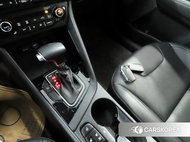 Kia The New Niro id 3921007 из Кореи 16