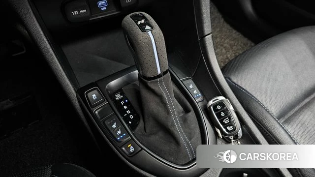 Hyundai Veloster (JS) id 4507216 из Кореи 33