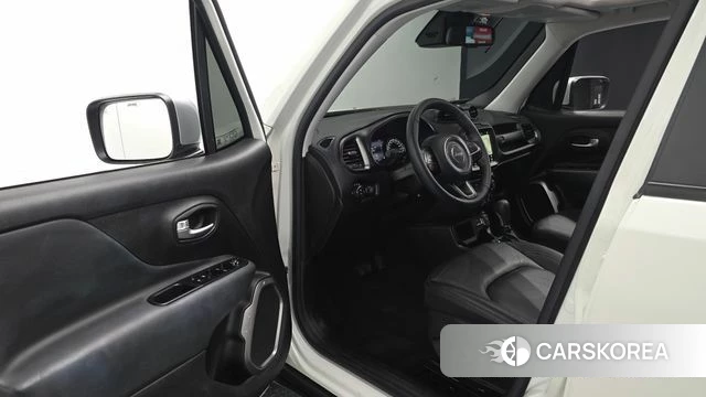 Jeep Renegade id 4730783 из Кореи 34