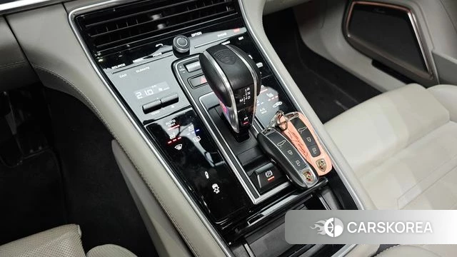 Porsche Panamera (971) id 4542888 из Кореи 19