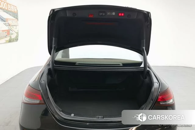Mercedes-Benz E-class id 4300337 из Китая 23