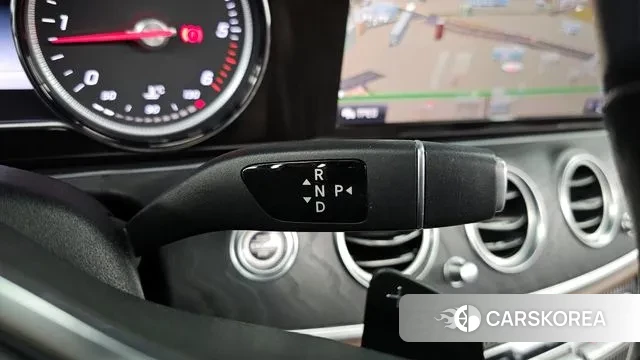 Mercedes-Benz E-Class W213 id 3474609 из Кореи 19