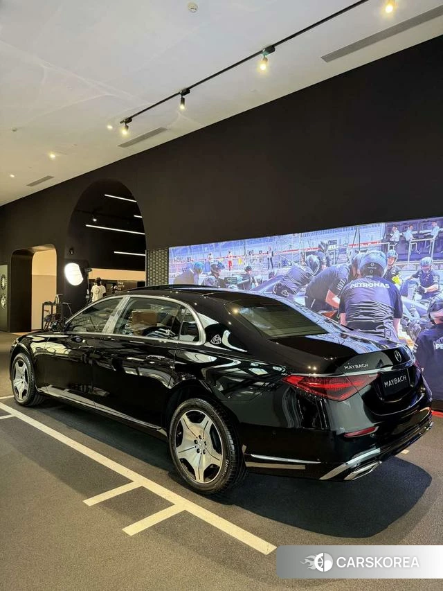 Mercedes-Benz Maybach S-class id 4275406 из Китая 9