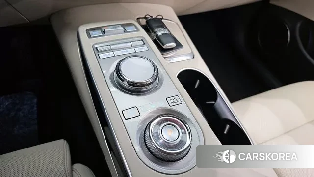 Genesis GV70 id 3042947 из Кореи 19