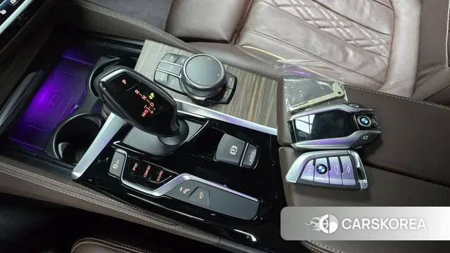 BMW 5 Series (G30) id 3479648 из Кореи 19