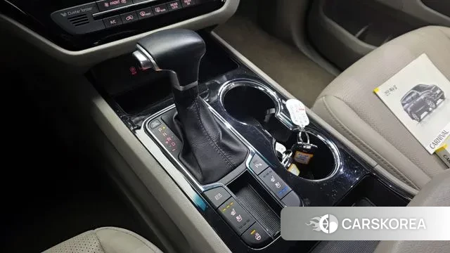 Kia The New Carnival id 3616641 из Кореи 19