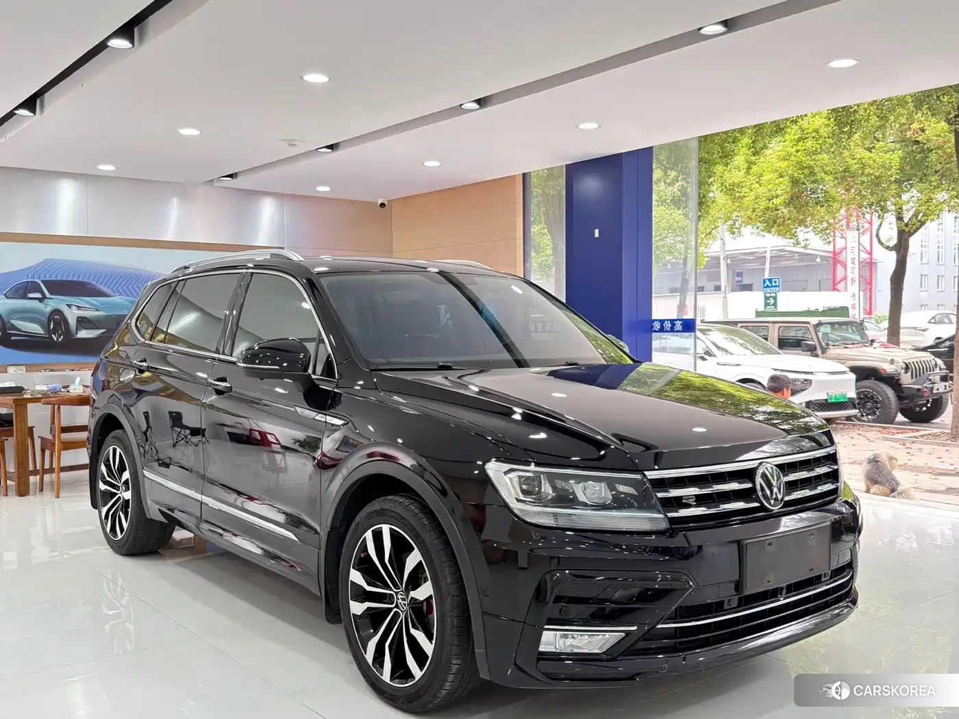 Volkswagen Tiguan L id 4628080 из Китая 15