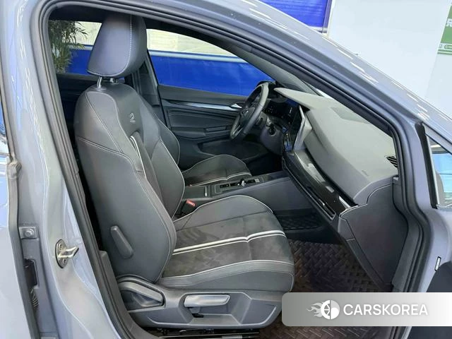 Volkswagen Golf id 4299455 из Китая 20