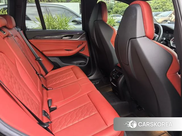 BMW X3 M id 4273341 из Китая 17