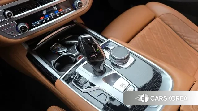 BMW 7 Series (G11) id 3497941 из Кореи 19