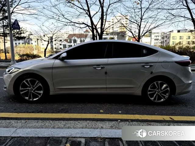 Hyundai Avante AD id 3413444 из Кореи 19