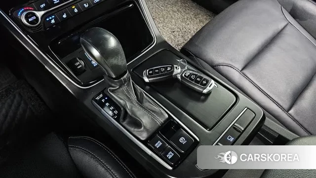 Hyundai Grandeur IG id 3024787 из Кореи 19