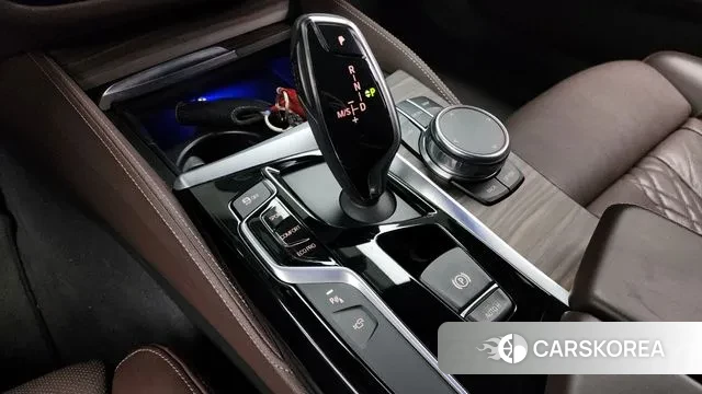 BMW 5 Series (G30) id 3687683 из Кореи 19