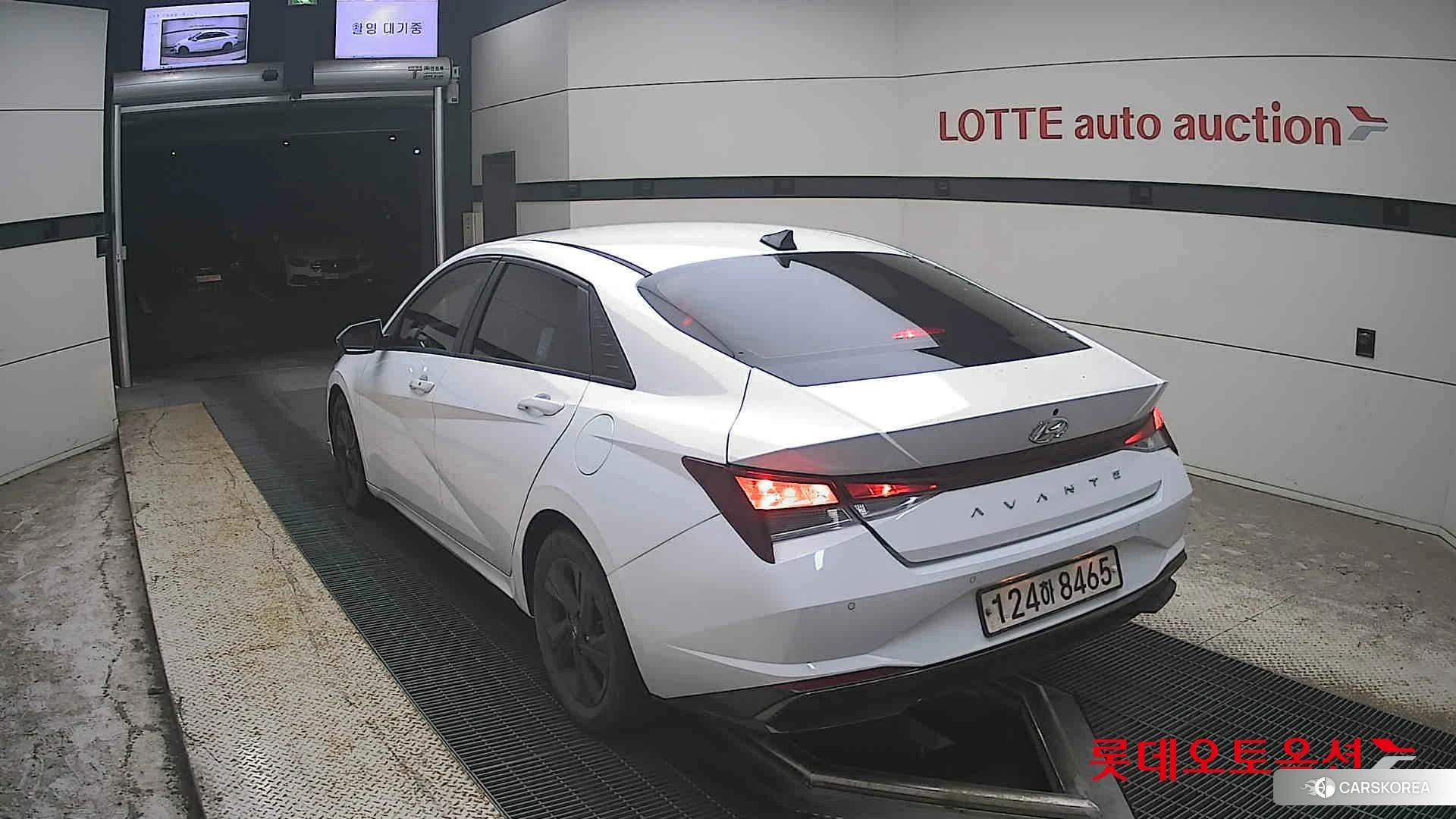 Hyundai Avante Hybrid id 4902379 из Кореи 36