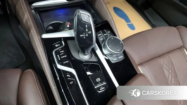 BMW 5 Series (G30) id 3487621 из Кореи 19