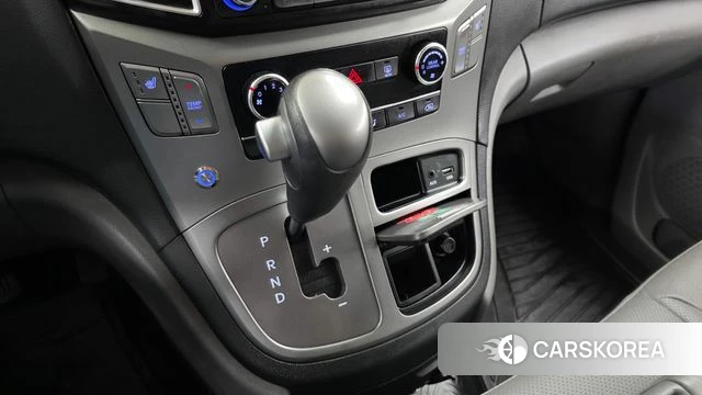 Hyundai The New Grand Starex id 4196501 из Кореи 19