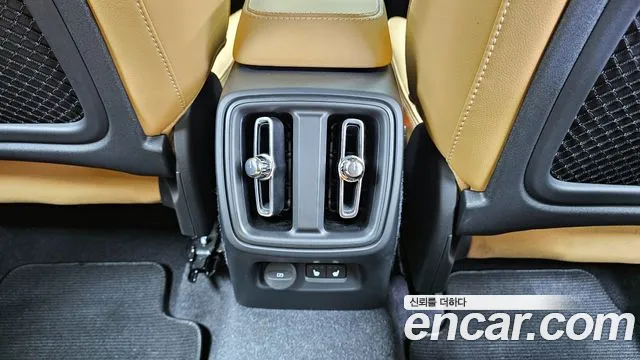 Volvo XC40 id 2759004 из Кореи 19