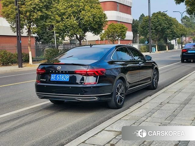 Volkswagen Passat id 4253811 из Китая 13