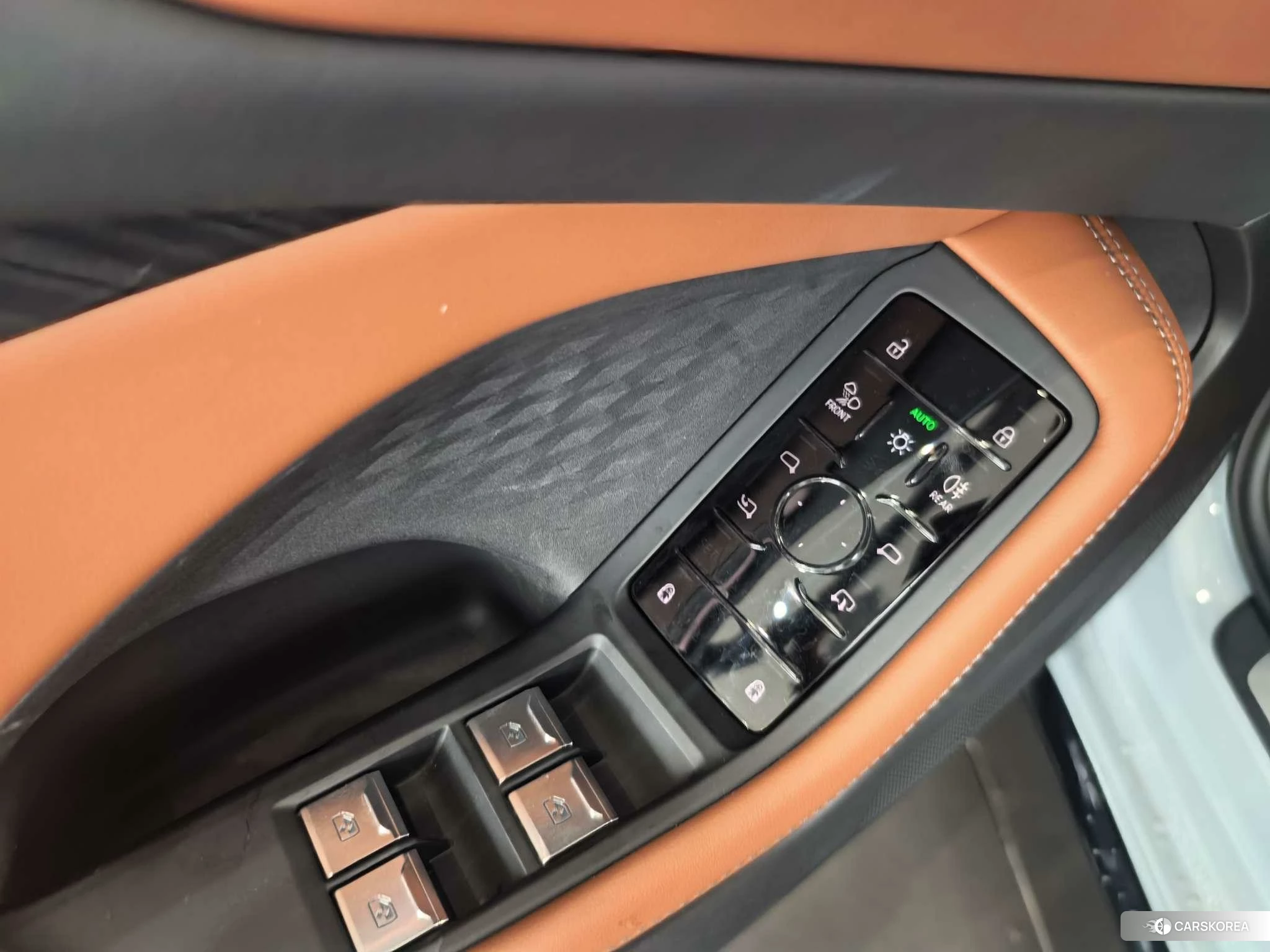 Audi A5L id 4419176 из Китая 18