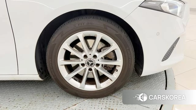 Mercedes-Benz A-Class W177 id 4495968 из Кореи 19
