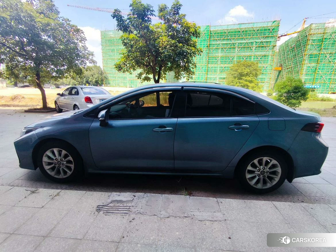 Toyota Corolla id 4504930 из Китая 9