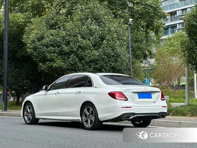 Mercedes-Benz E-class id 4212624 из Китая 18