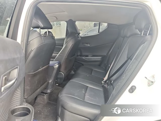 Toyota C-HR id 4262462 из Китая 13
