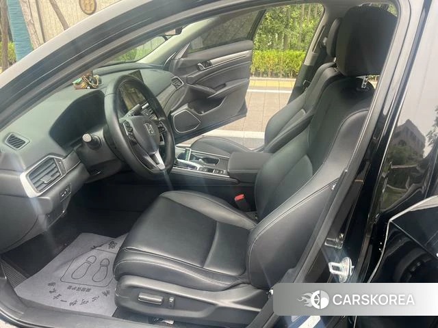 Honda Accord id 4359089 из Китая 11
