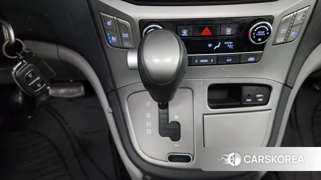 Hyundai The New Grand Starex id 3464799 из Кореи 19