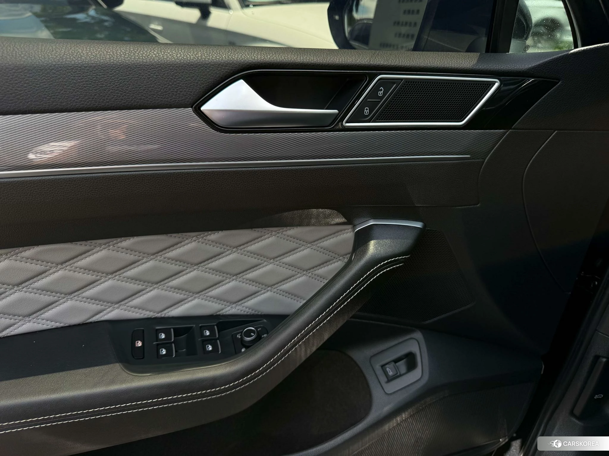 Volkswagen Magotan id 4487338 из Китая 16