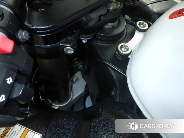 Suzuki GSX1300R HAYABUSA id 3947225 из Японии 31