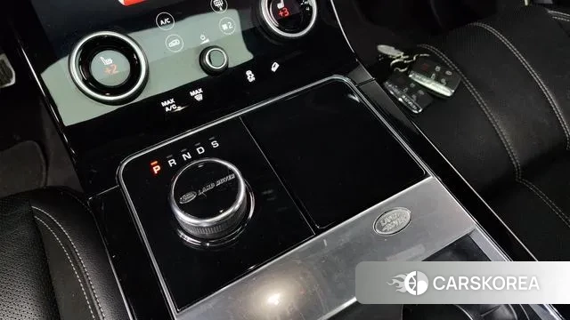 Land Rover Range Rover Velar id 3631858 из Кореи 19