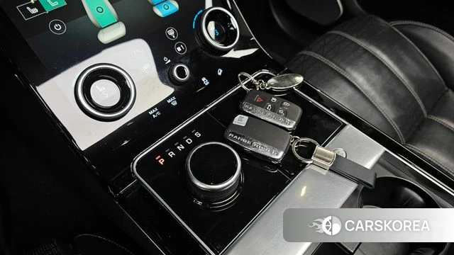 Land Rover Range Rover Velar id 4020648 из Кореи 19