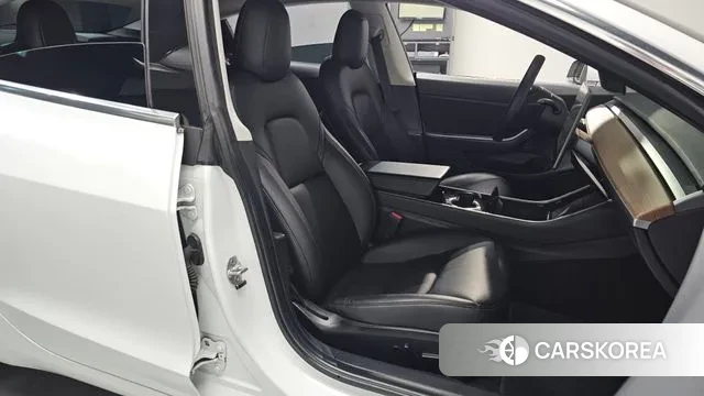 Tesla Model 3 id 3402167 из Кореи 19