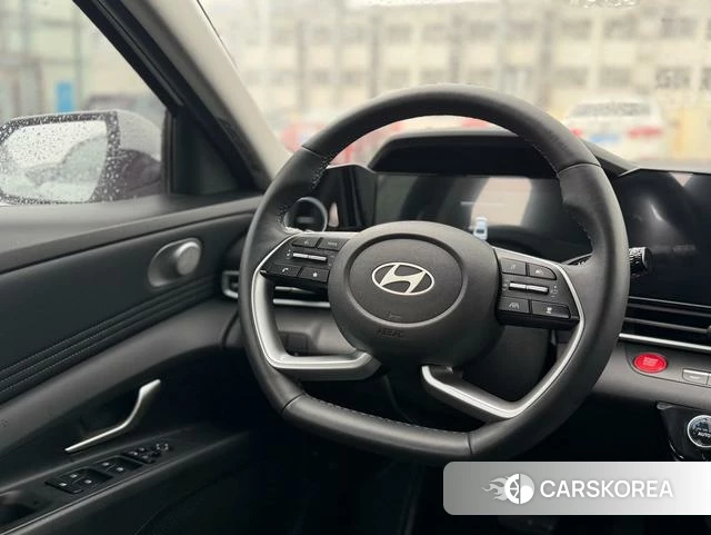 Hyundai Elantra id 4307441 из Китая 9
