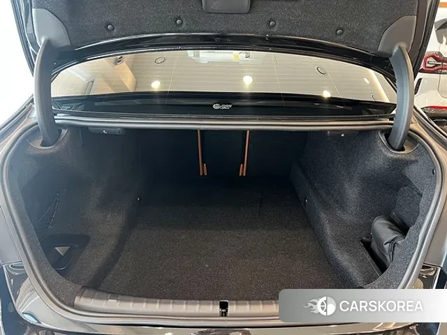 BMW 5 Series (G30) id 3043183 из Кореи 18