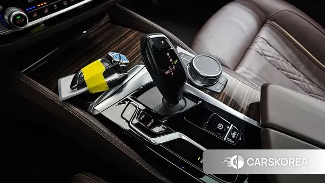 BMW 5 Series (G30) id 2930964 из Кореи 19