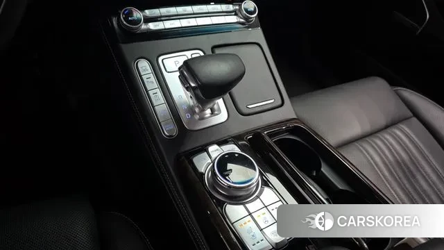 Genesis G90 id 3556375 из Кореи 19