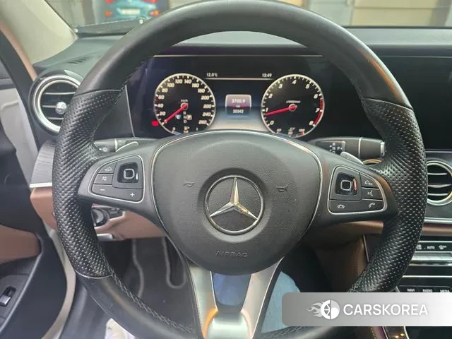 Mercedes-Benz E-Class W213 id 3773242 из Кореи 19