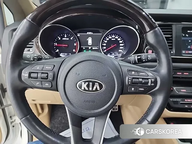 Kia The New Carnival id 3489855 из Кореи 19