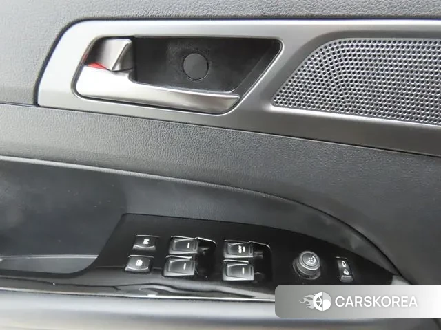 Ssangyong The New Rexton Sports Cannes id 3437098 из Кореи 19