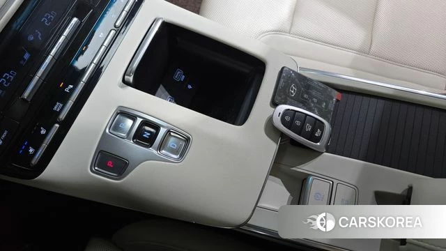 Hyundai The New Grandeur IG id 3885447 из Кореи 19