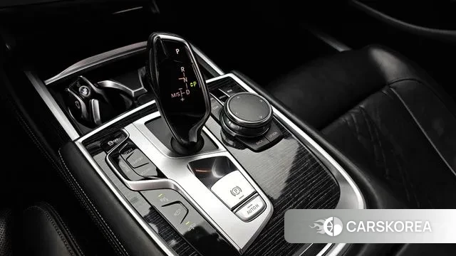 BMW 7 Series (G11) id 3617133 из Кореи 19