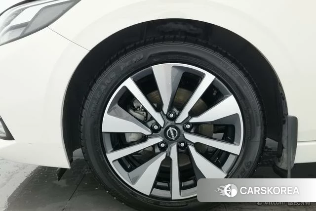 Nissan Xuan Yi id 4273138 из Китая 23