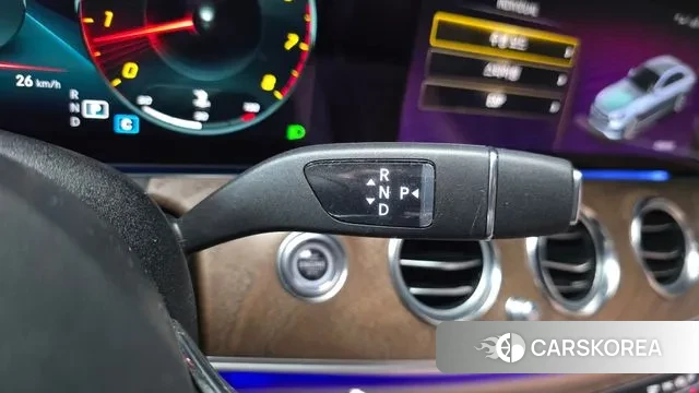 Mercedes-Benz E-Class W213 id 3596503 из Кореи 19