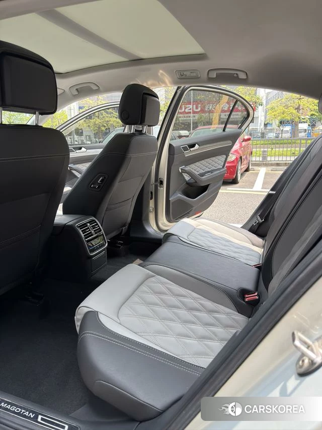 Volkswagen Magotan id 4278624 из Китая 9
