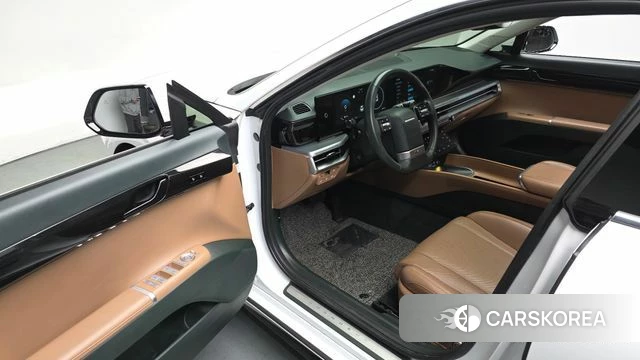 Hyundai Grandeur Hybrid (GN7) id 3826445 из Кореи 19